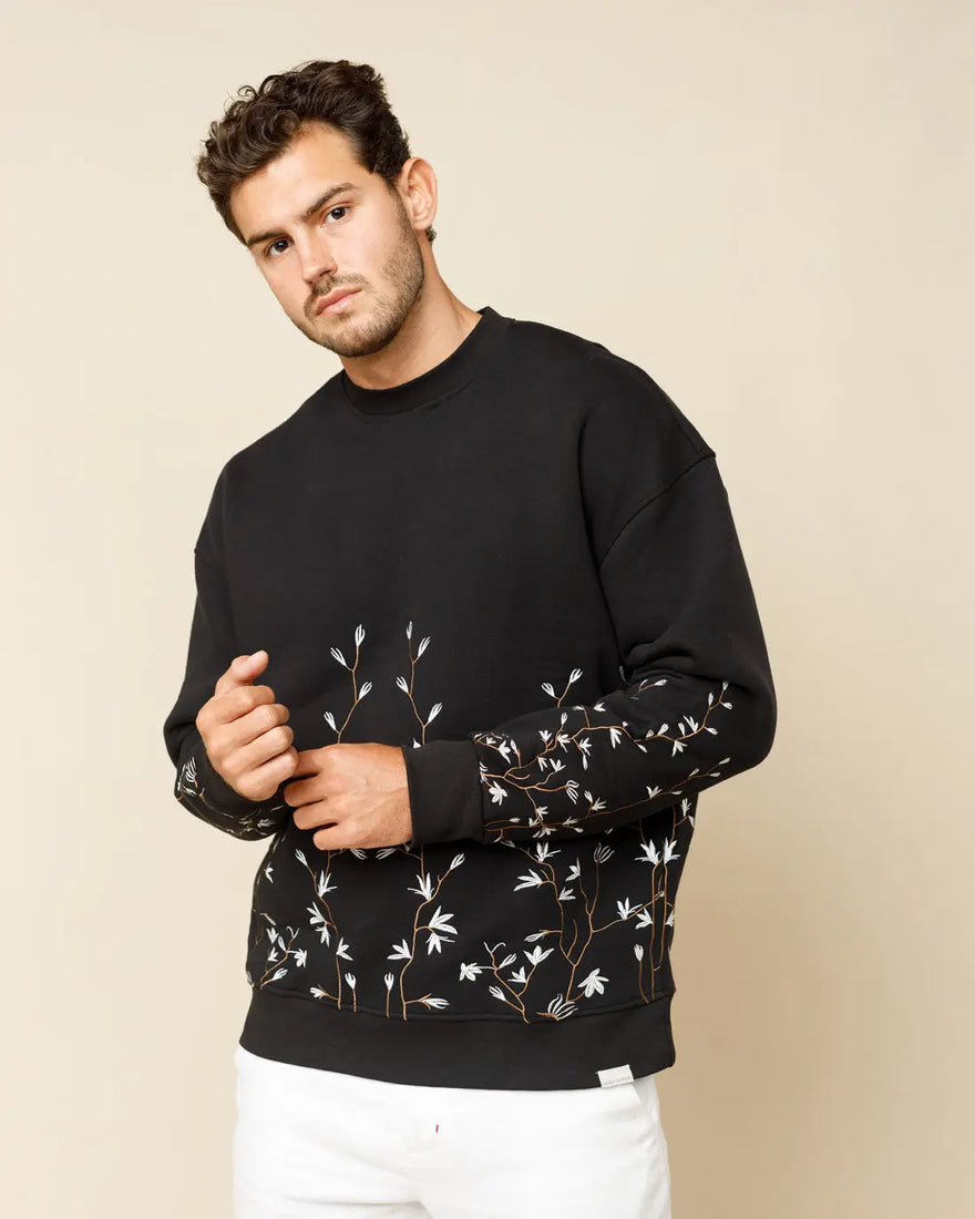 Heritage Bloom Embroidered Sweater Black-XL - LCY London