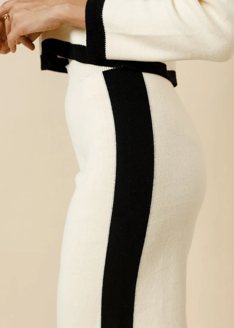 LCY Signature Contrast Binding Knit Set  - LCY London