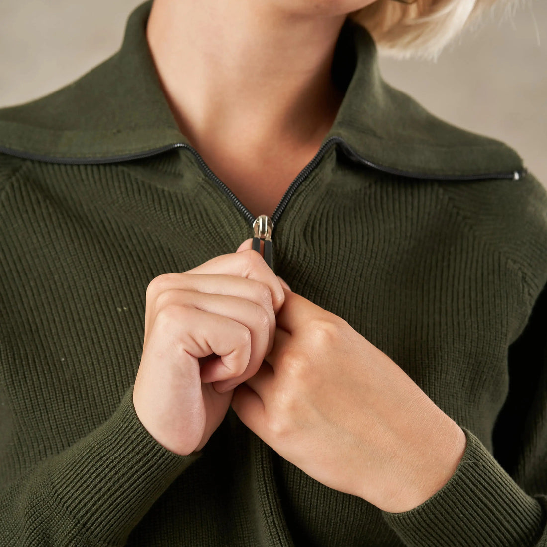 Roma Detailed Collar Knit Jumper - LCY LONDON