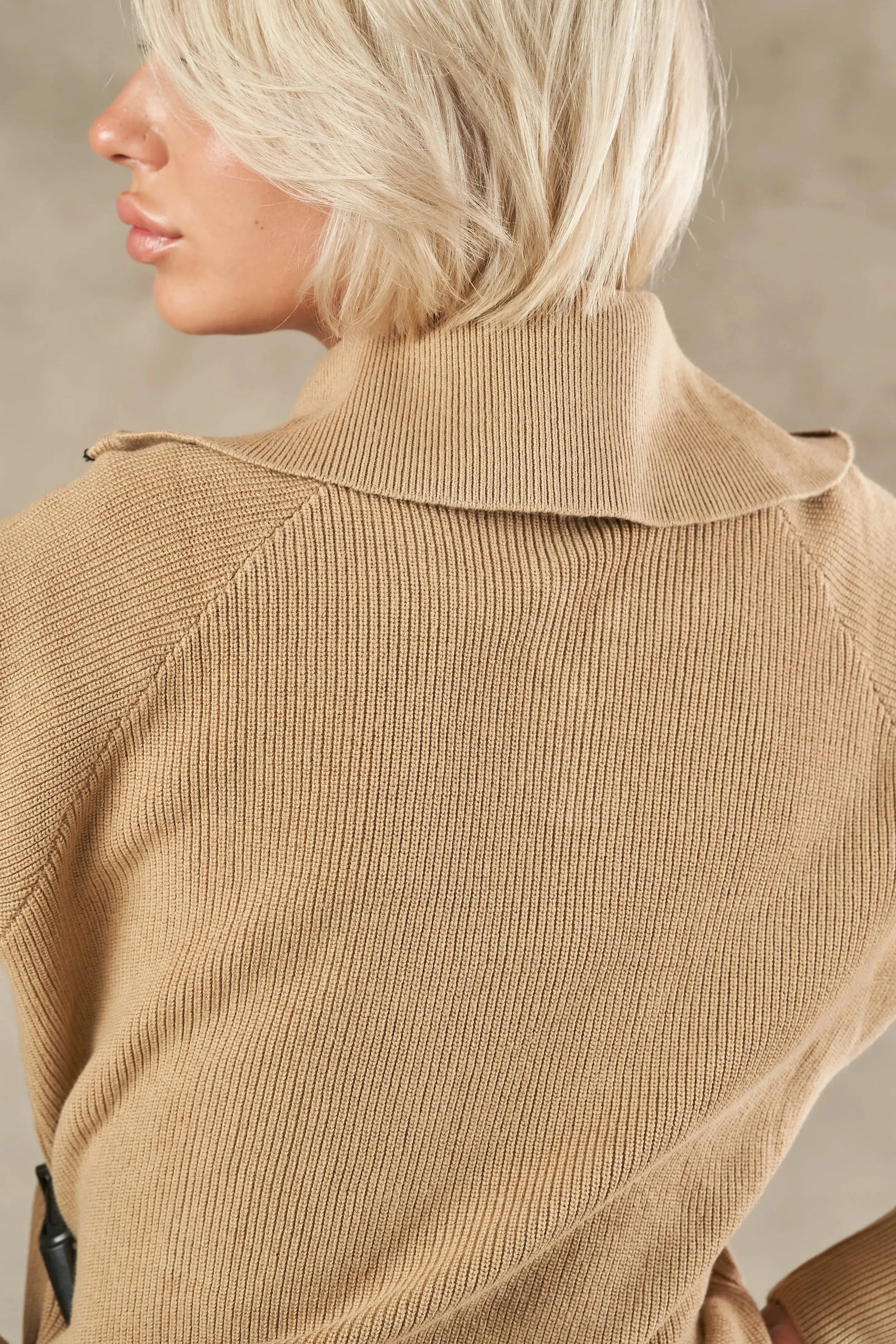 Roma Detailed Collar Knit Jumper - LCY LONDON